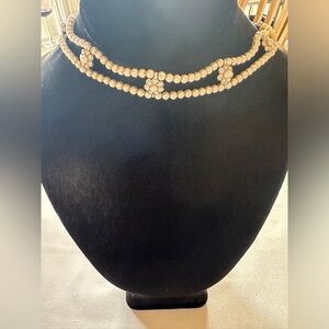 Layered Pearl Choker Necklace